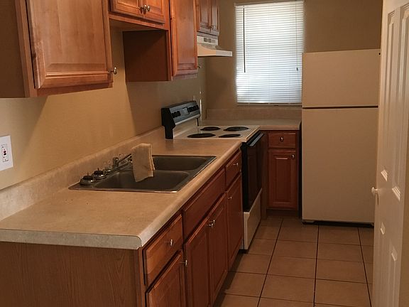 3rd image of 8723 N 48th St