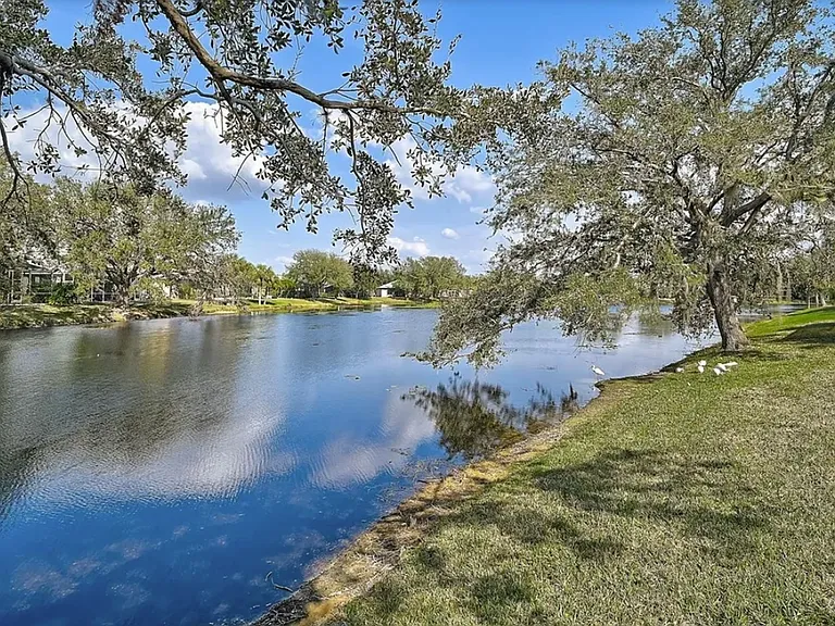 4969 Creekside Trl — Photo 26