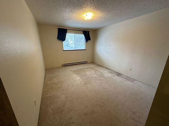 4th image of 503 SE Wilson Ave
