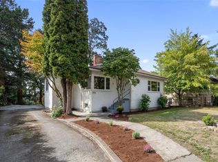 1075 Burnside Rd W, Saanich, BC V8Z 1N4
