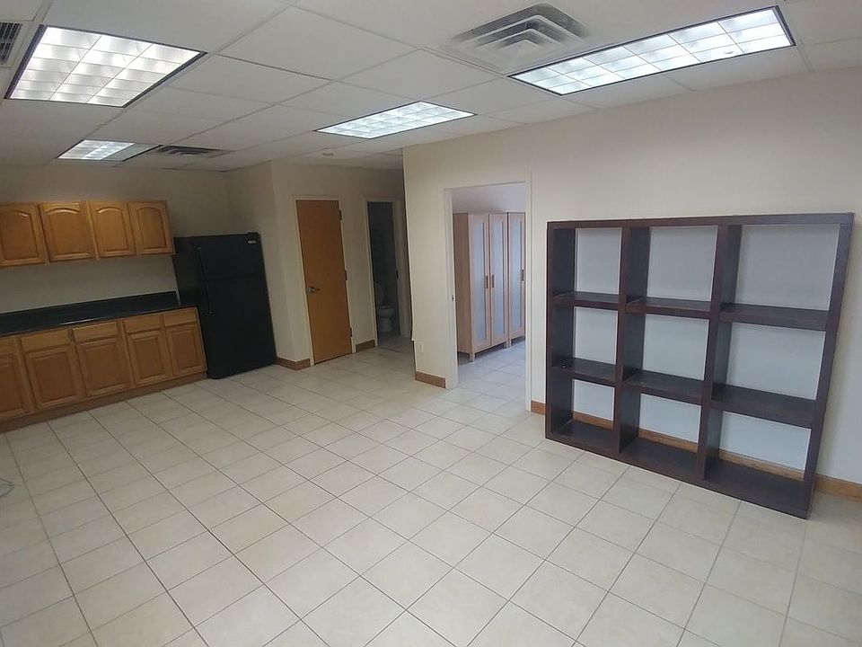 1st image of 2584 31st St APT 2