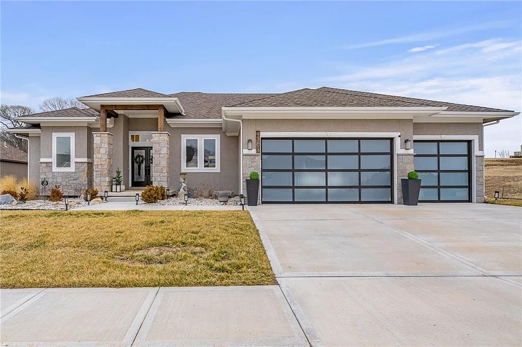 4304 Palisades Ct, Riverside, MO 64150 Zillow