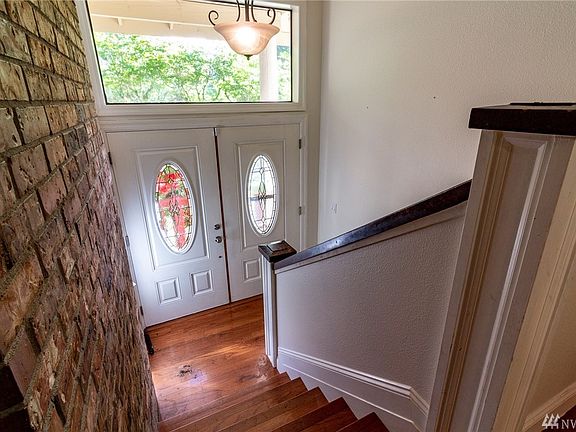 4th image of 13809 114th Avenue Ct E