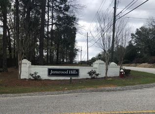 9370 Janwood Dr, Saraland, AL 36571