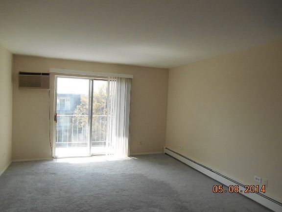 2nd image of 838 Jonathon Ct APT 305