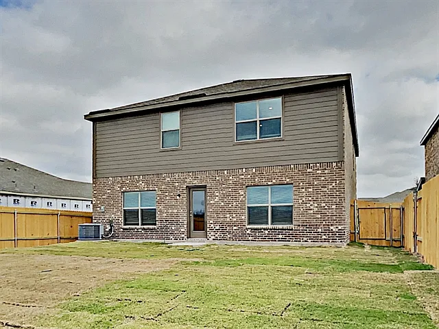 3149 Bowen St — Photo 19