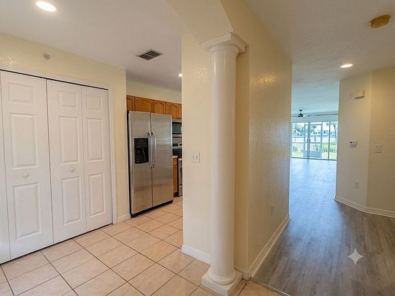 3rd image of 2607 Emerald Lake Ct