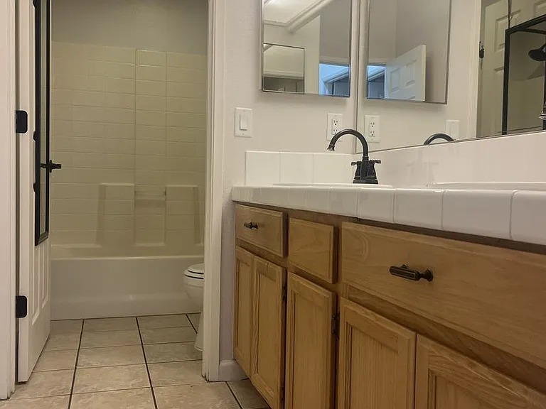 516 Adina Way — Photo 6