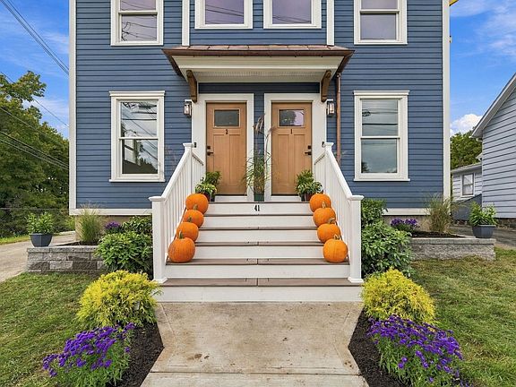 2nd image of 41 Hobart St #0