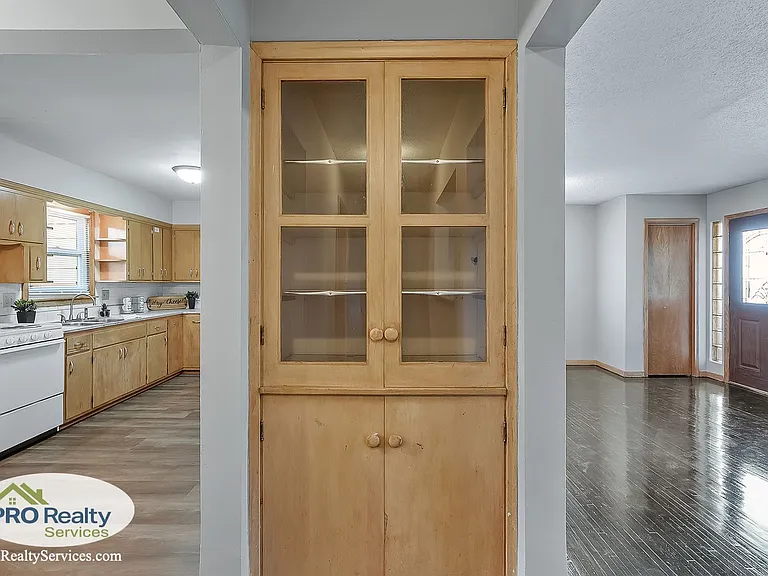 208 2nd St SW — Photo 10