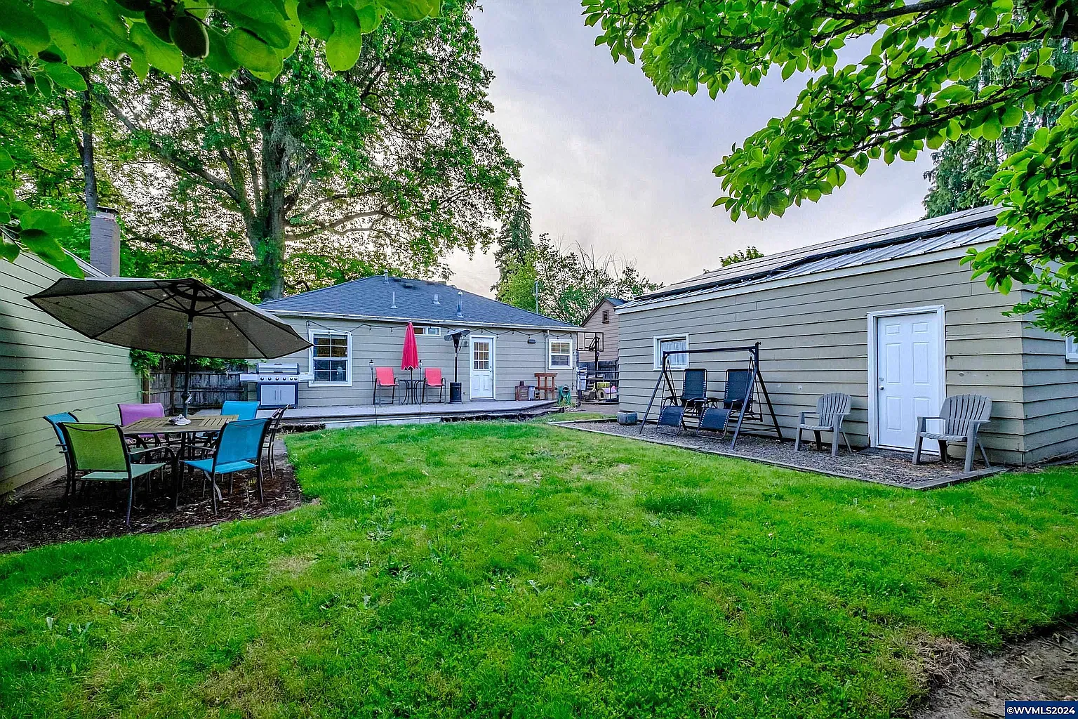 2 bed, 864 sqft, $2,050 — Photo 3
