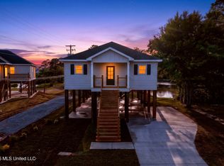 171 Locust Dr, Diberville, MS 39540