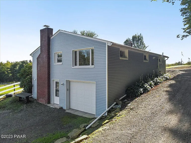 853D Spring Hill Rd — Photo 38
