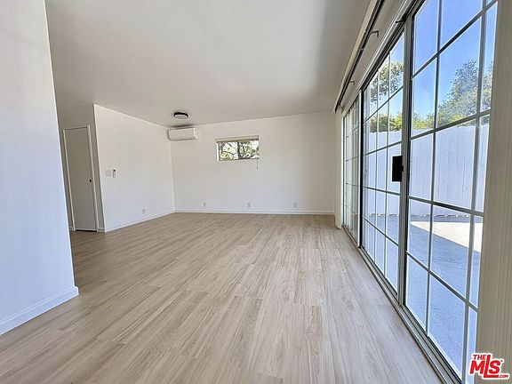 3rd image of 559 Tico Rd