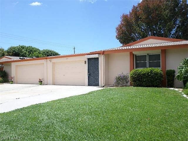 1st image of 5594 Pendlewood Ln