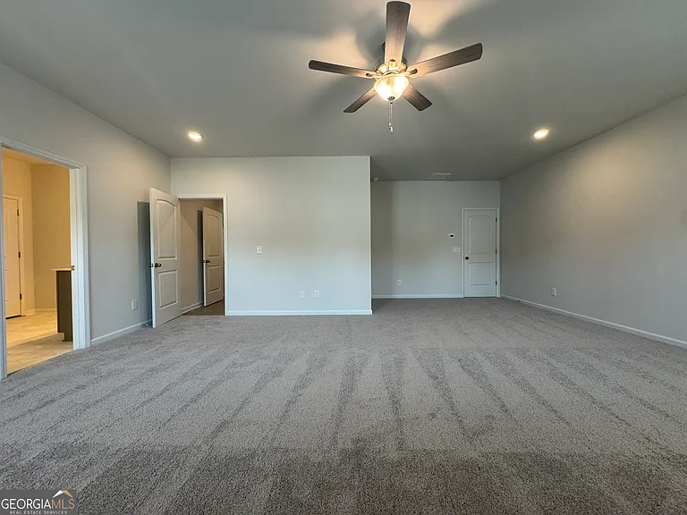 124 Sycamore Ln — Photo 18