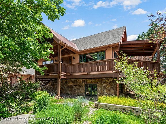4th image of 435 Oak Run Rd