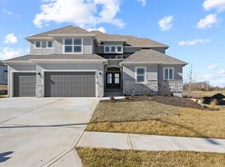 4540 Aspen Dr, Basehor, KS 66007