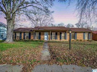 1412 Runnymead Ave SW, Decatur, AL 35601