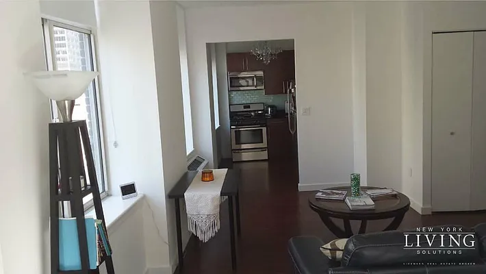 Rented by NY Living Solutions | media 20