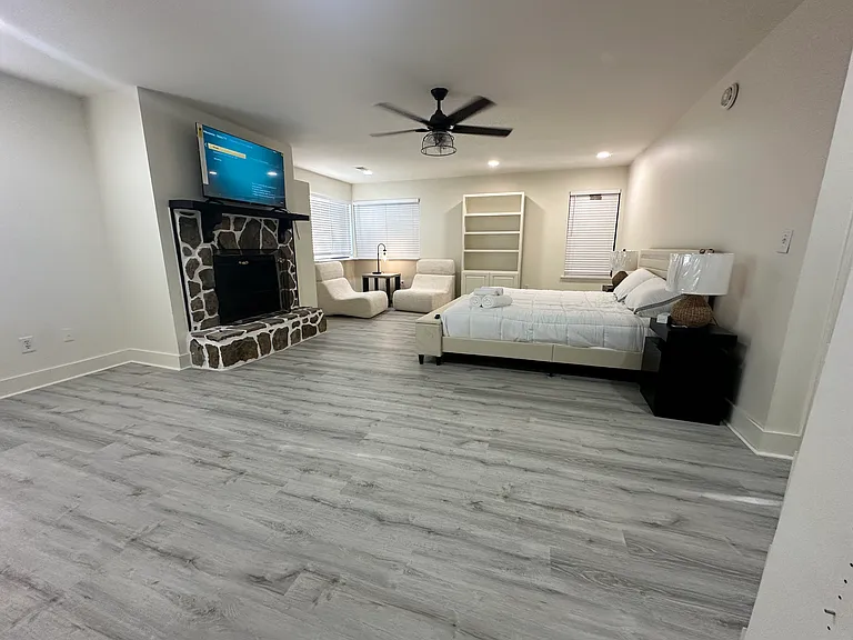 2285 Rock Springs Rd — Photo 14