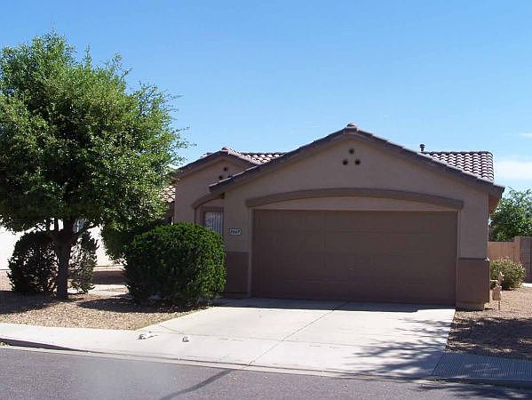 1st image of 5649 E Florian Ave