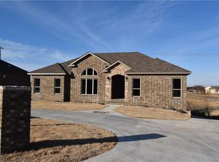 2064 W Breckenridge Ave, Sallisaw, OK 74955