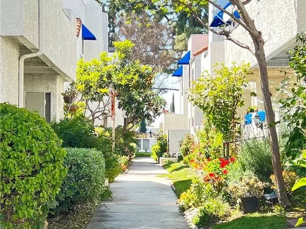 654 Park Shadow Ct, Baldwin Park, CA 91706