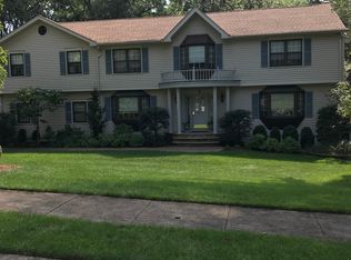 3 Charlemagne Pl, Pine Brook, NJ 07058