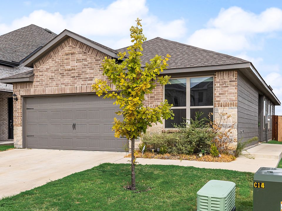 1st image of 1652 Edgeway Dr