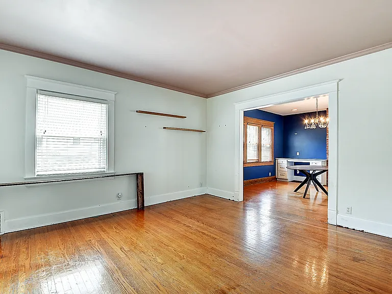 2241 Nowland Ave — Photo 2