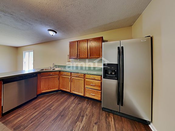 4th image of 5843 Glen Haven Blvd