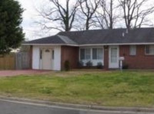 752 De Laura Ln, Virginia Beach, VA 23455