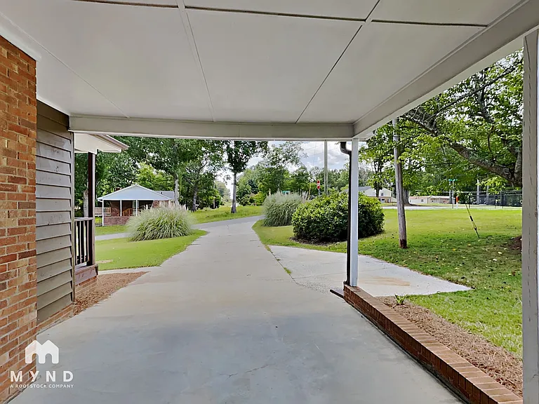 4317 Freeport Dr — Photo 18