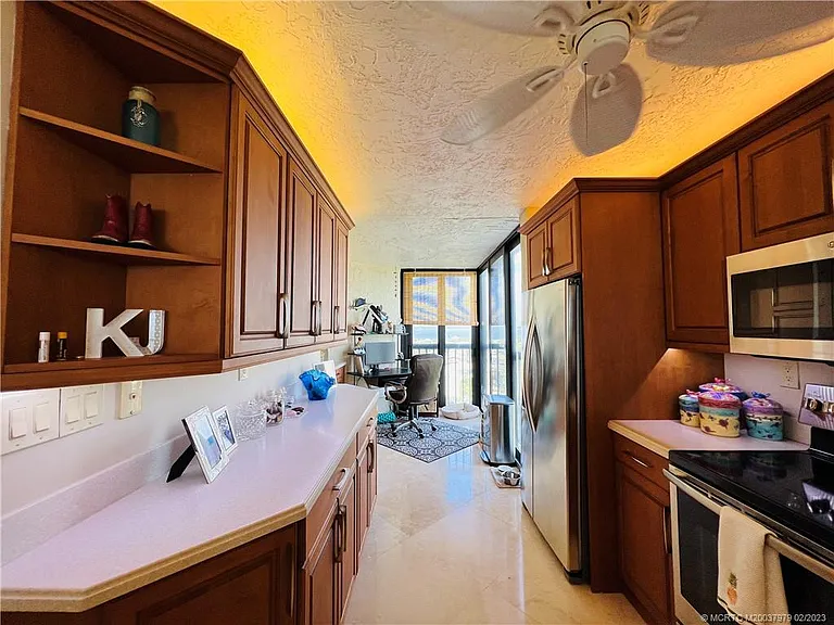 10600 S Ocean Dr #701 — Photo 9