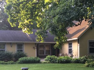 6 Mill Run Ct, Fishers, IN 46038