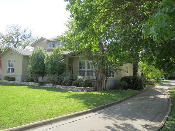 5th image of 534 Sand Bend Dr