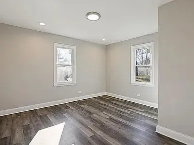 4 bed, 2.5 bath, 2600 sqft, $4,999 — Photo 4