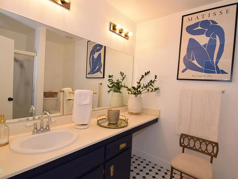 18550 Hatteras St #73 — Photo 22