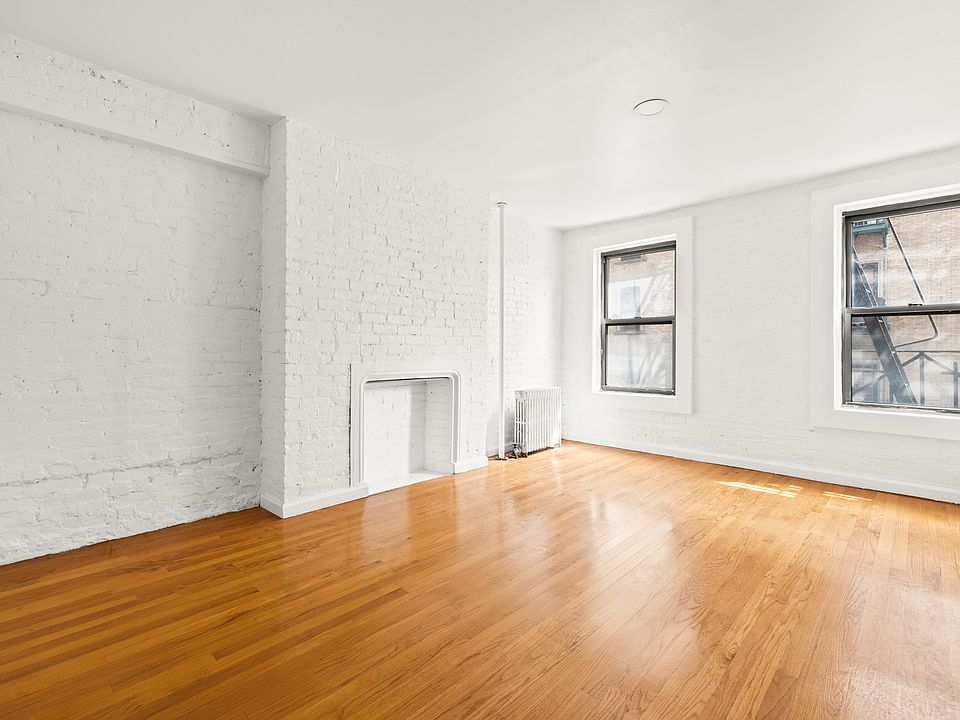 1st image of 215 Mulberry St APT 4