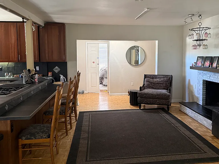 139 W Hu Esta Dr — Photo 4
