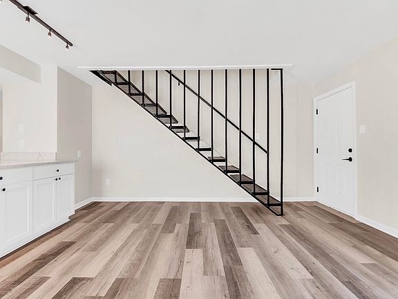 5th image of 6748 Meadow Oak Pl #6748