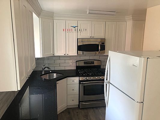 2nd image of 75-09 Astoria Blvd N #2LL