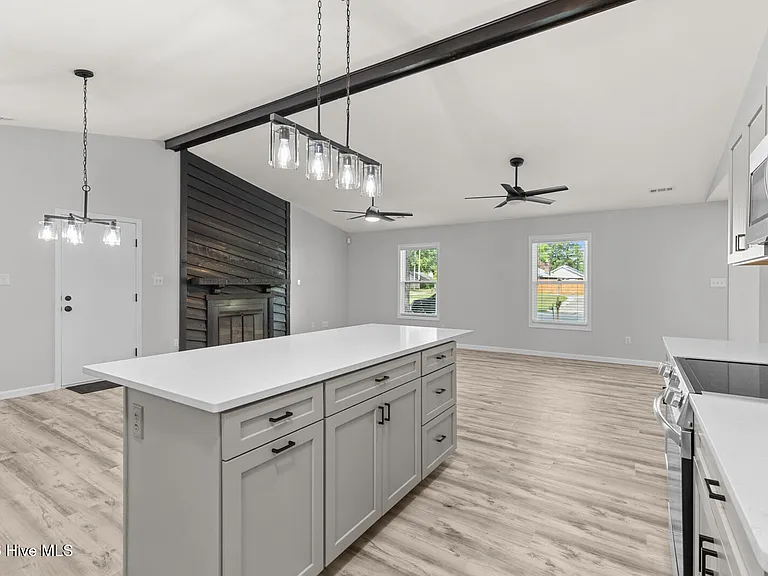 111 Silver Leaf Dr — Photo 10