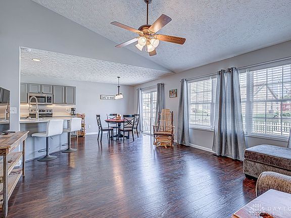 4th image of 9227 Sawgrass Dr