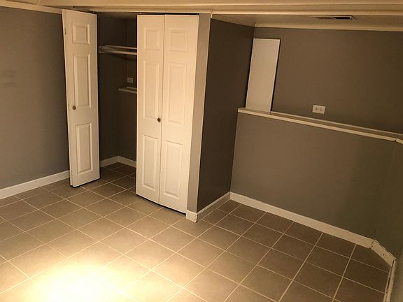 4th image of 5320 W Winnemac Ave #Basement