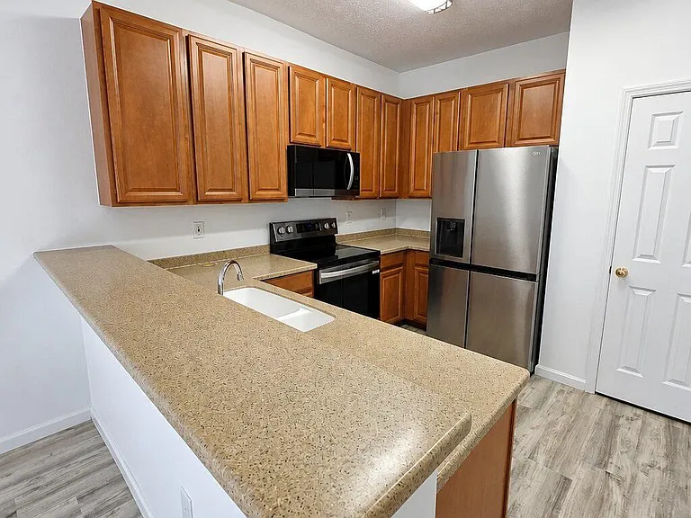 2690 Revolution St #105 — Photo 6