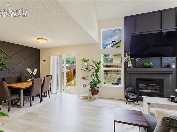 2nd image of 6720 Kristy Ln
