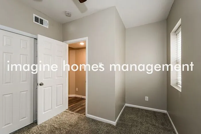 4258 McPherson Ave #3C — Photo 12