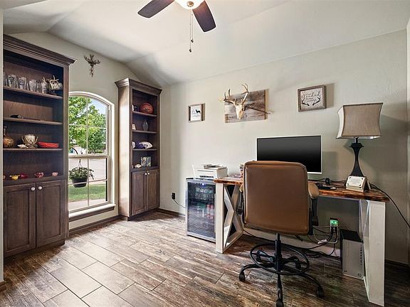 5th image of 7412 Kaylee Way